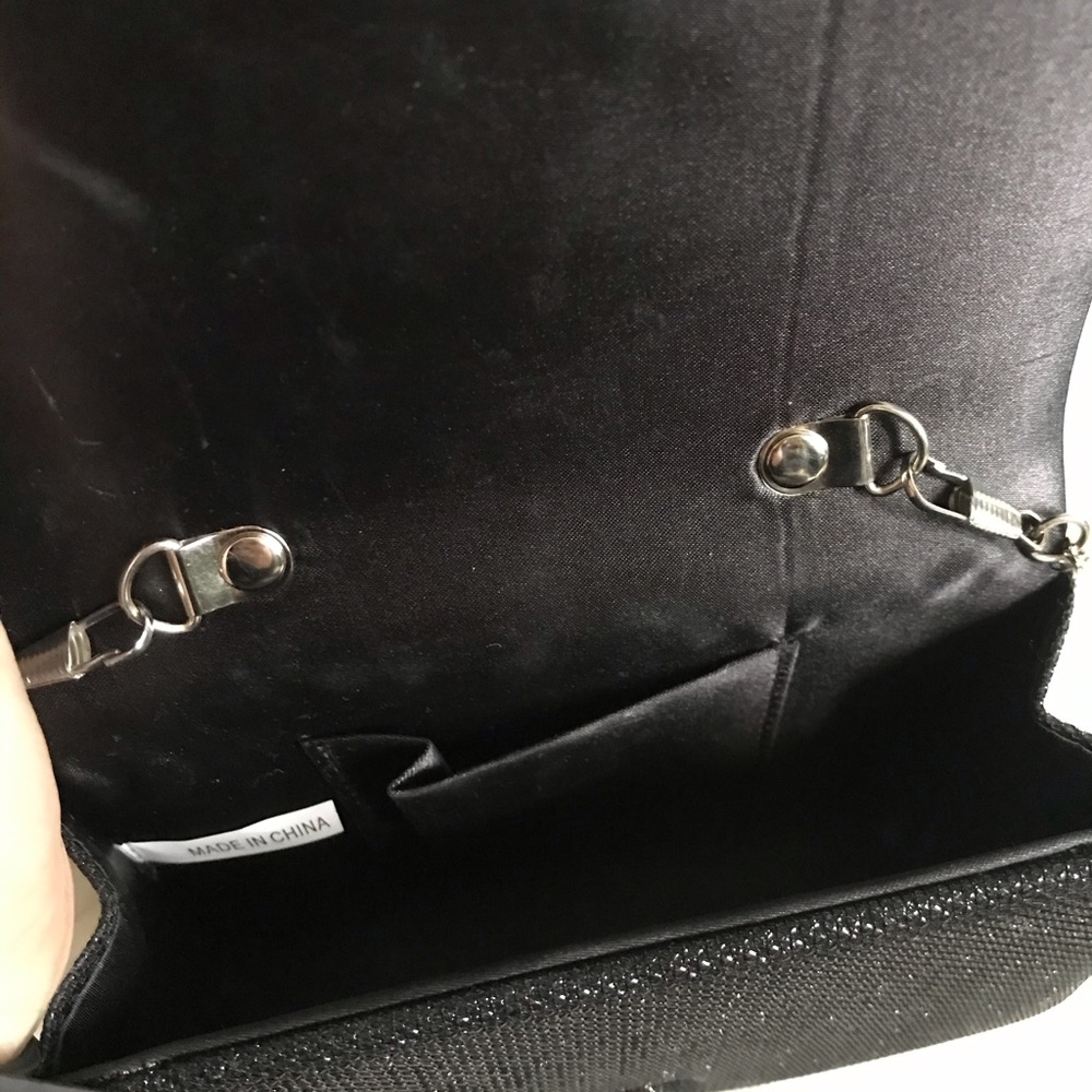Elegant black evening clutch - Picture 2 of 6